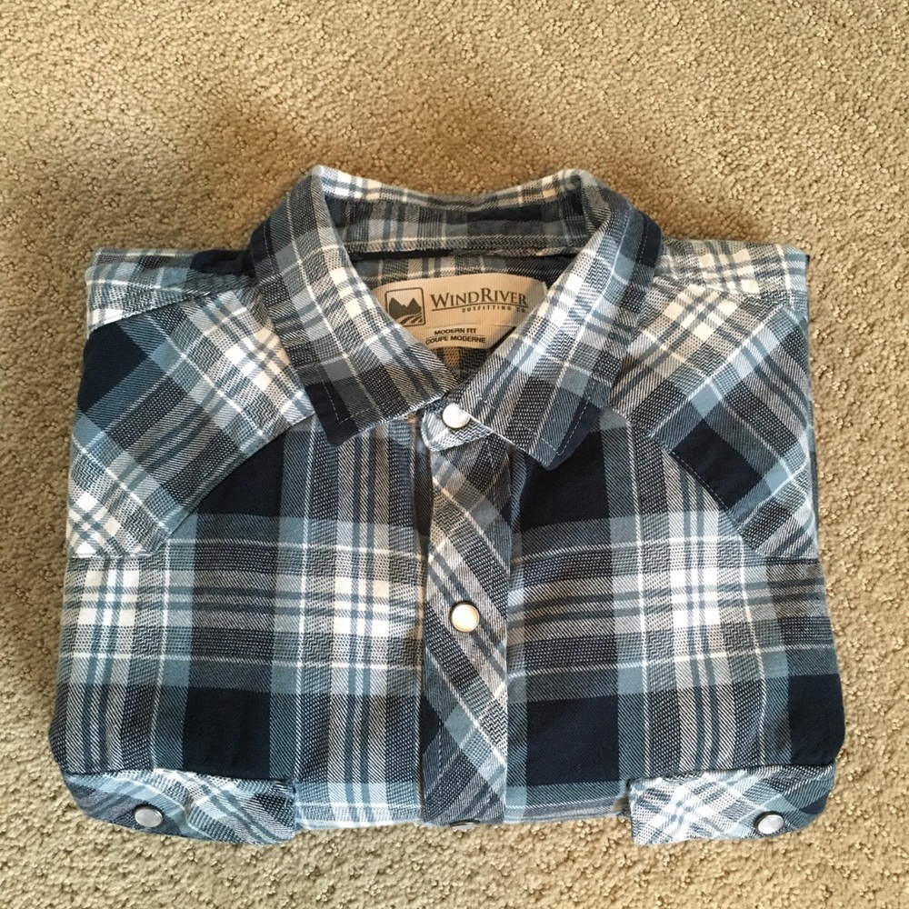 WindRiver modern fit flannel shirt ⛄️